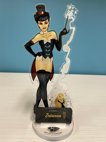 Acrylic DC Bombshells Zatanna Standee